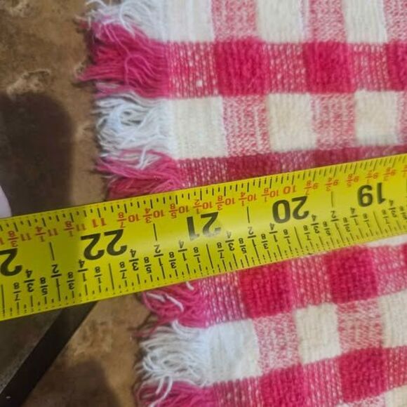 Vintage Red Plaid Terry Cloth Hand Towel 22" x 13" - Picture 3 of 4